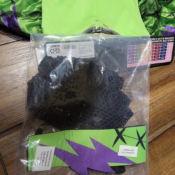 "Frankie's Girl" Girl's Halloween 4 Pc Costume Set - Size Medium (7-8) NEW - Picture 6 of 7